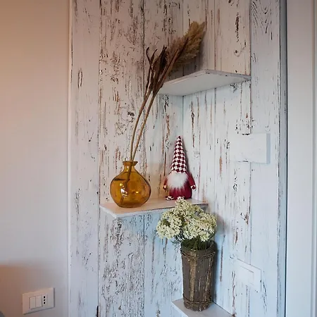 アパート Redhouse Benaco トッリ・デル・ベーナコ