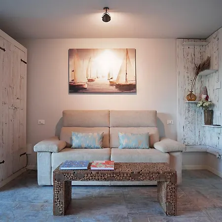 Redhouse Benaco Apartman *