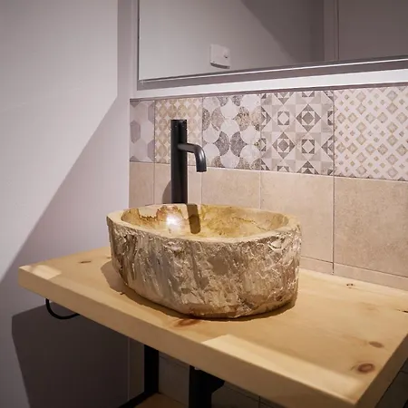 Redhouse Benaco * Torri Del Benaco