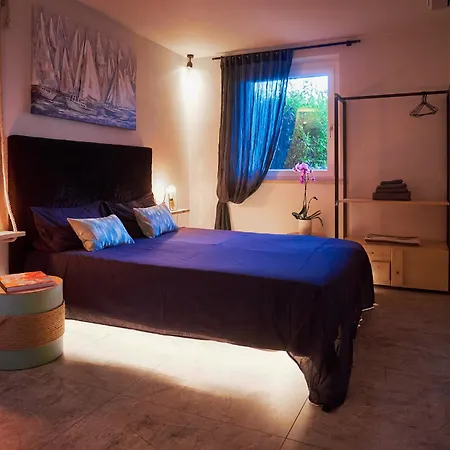 Apartment Redhouse Benaco *
