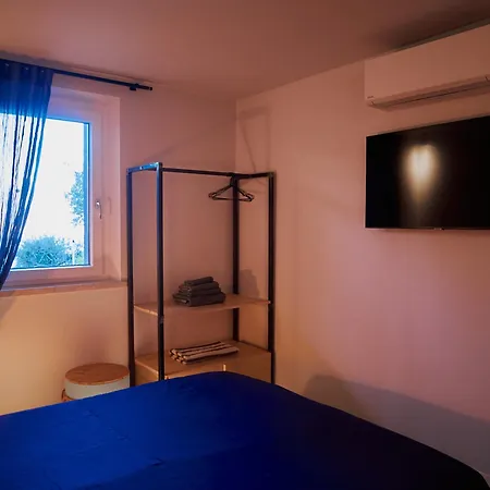 Apartment Redhouse Benaco *