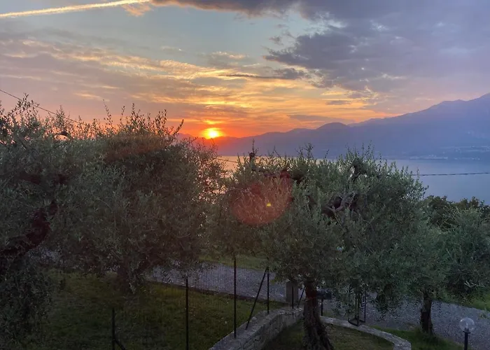 Redhouse Benaco Apartament *