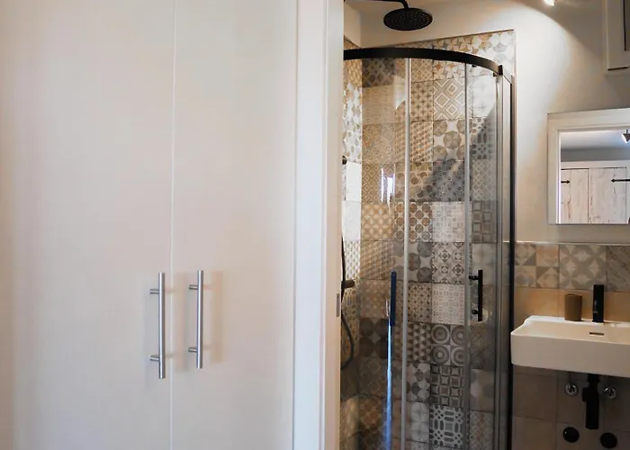 Apartament Redhouse Benaco